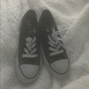 COPY - Off brand converse